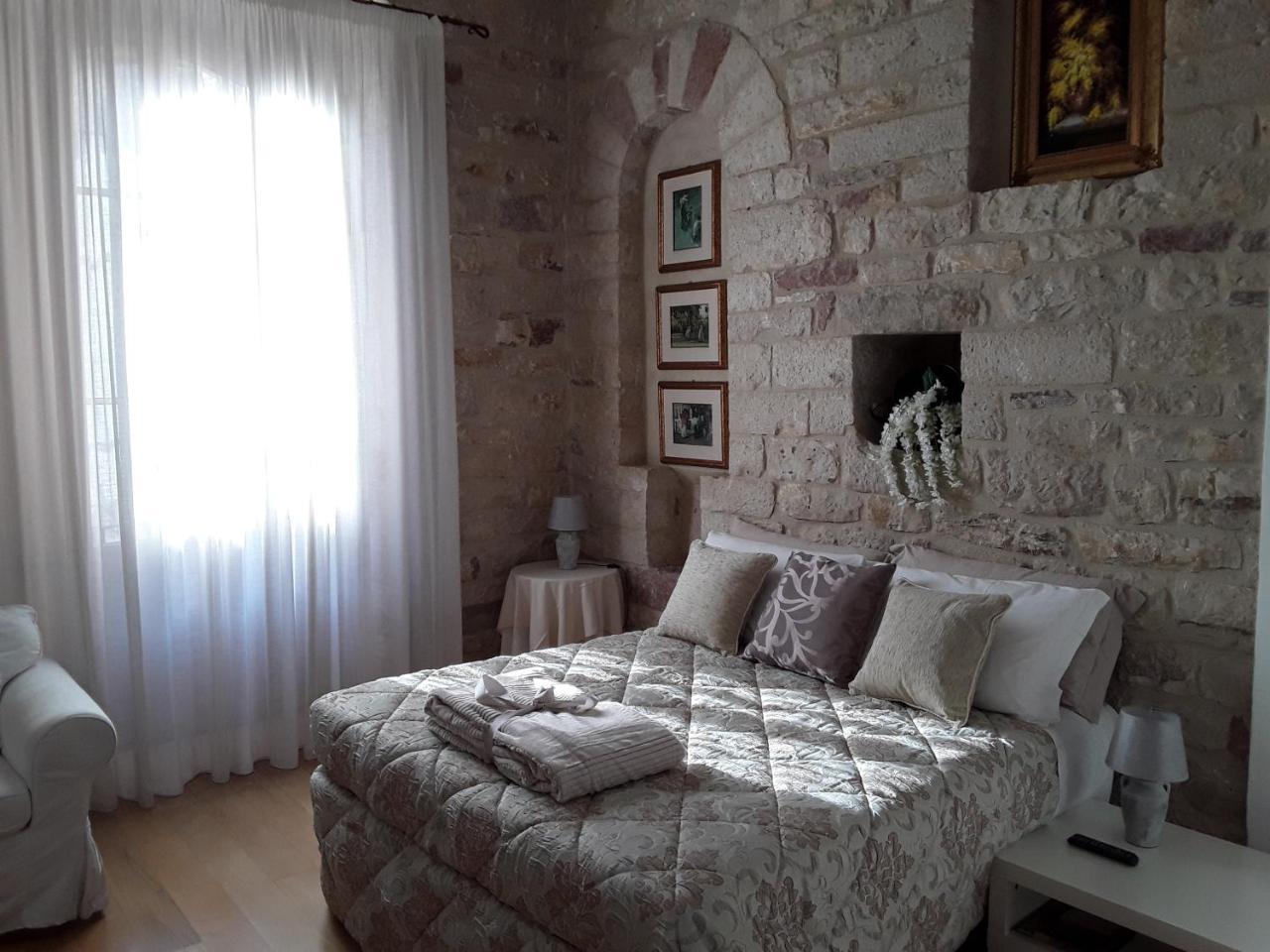 Suite Assisi Apartment *